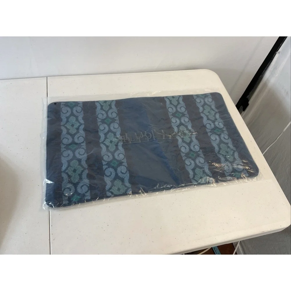 Lot of 3 NEW Frontgate Accent Pillow shams covers Navy‎ Blue Ivory Embroidered